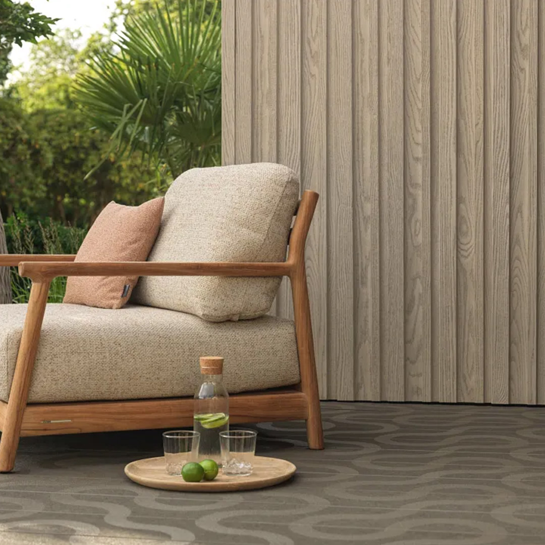 לוח חיפוי משונן גוון צעיר